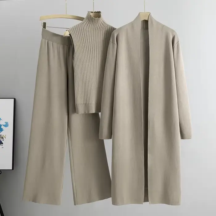 Ensemble de trois pièces cardigan long pour femme, pantalon en tricot, col haut, jambes larges, automne-hiver 2025 pour sorties nocturnes