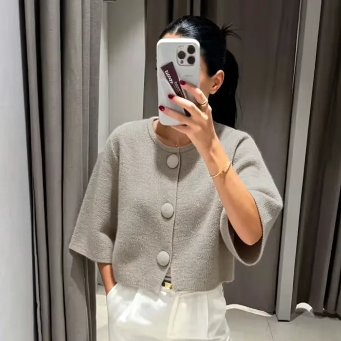Vestes en tricot pour femmes