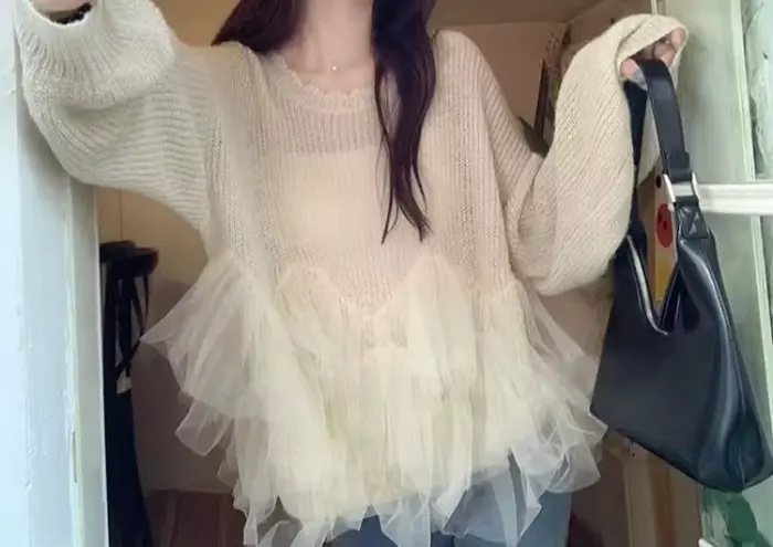 Pull en maille doux pour femme, design automnal, tricoté avec empiècements, style féerique