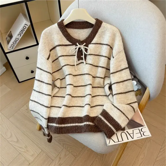 Pull-over en tricot rayé kaki à manches longues pour femme
