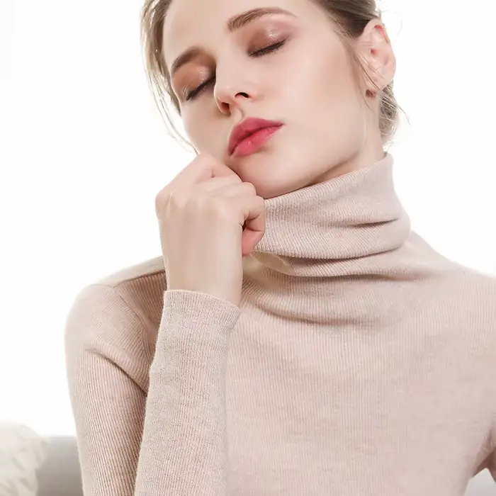 Pull en cachemire à col haut pour femme