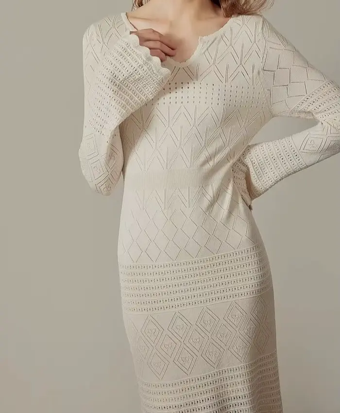 2025 Nouveau design - Robe pull mi-longue en maille tricotée haut de gamme à queue de poisson