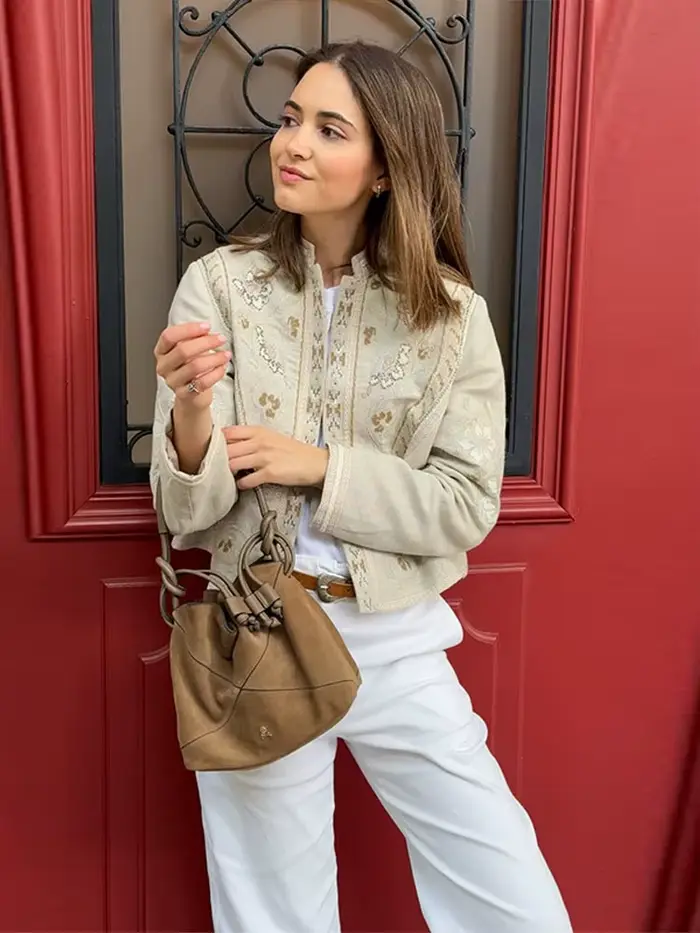 Manteau court pour femme élégant imprimé urbain col montant boutonné style streetwear féminin printemps automne 2026