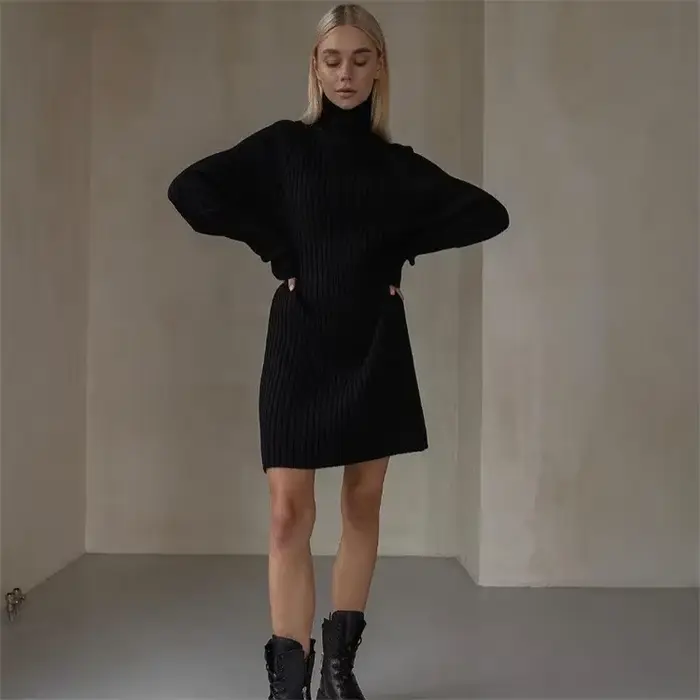 Robe pull épaisse à manches longues et col haut pour femme