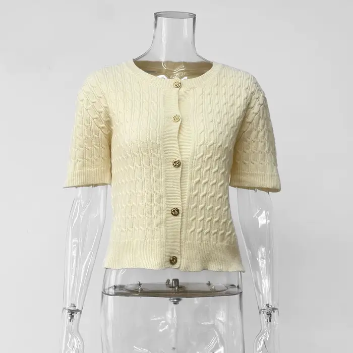 Pull tricoté vintage à boutonnage simple, torsadé, à manches courtes, coupe ajustée pour femme