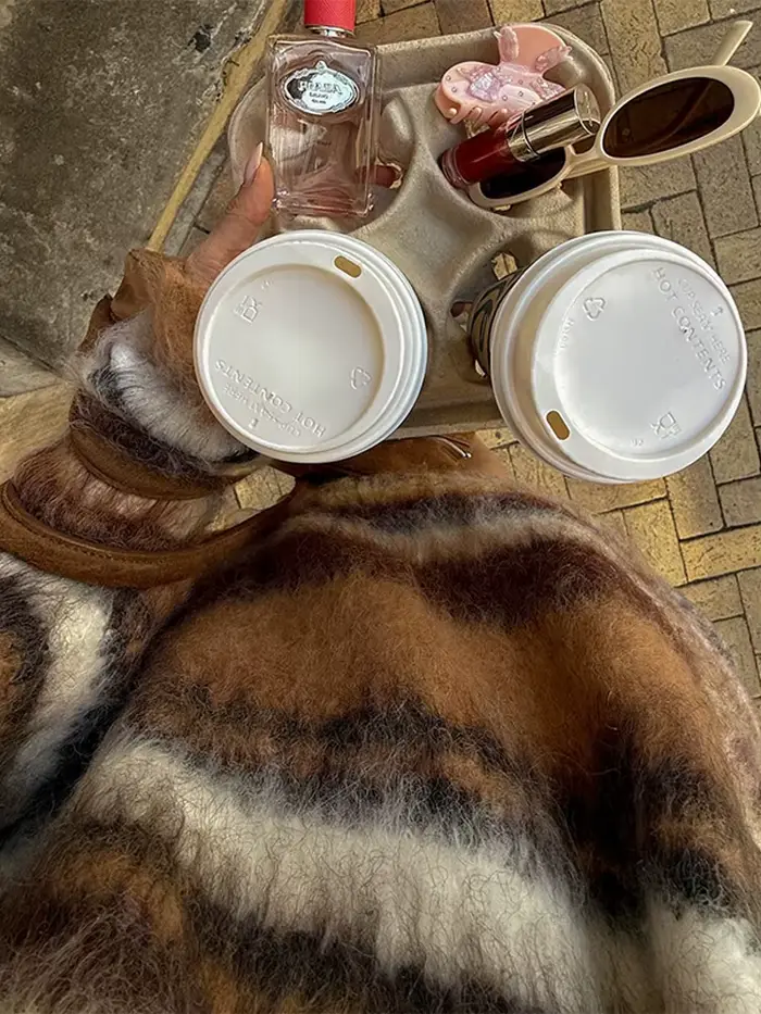 Rétro Mohair rayé pull femmes décontracté en peluche ample col rond manches longues chandails femme 2025 automne Chic rue tricots