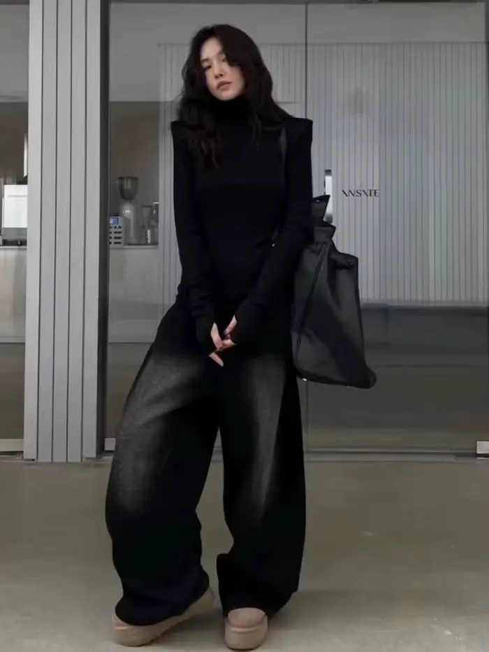 Pull col roulé femme manches longues sans poignet style coréen minimaliste 2025 épaules structurées coupe ajustée tricot extensible