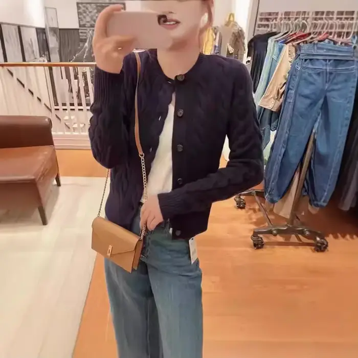 Pull en laine tricoté pour femmes